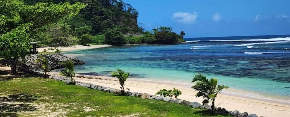 Survivor Samoa Beach Resort Falelatai Exteriör bild